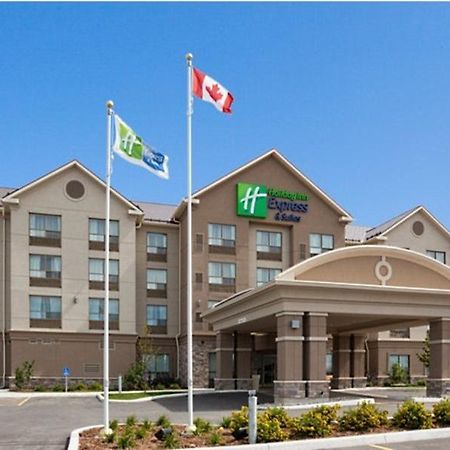 Holiday Inn Express & Suites New Liskeard Esterno foto